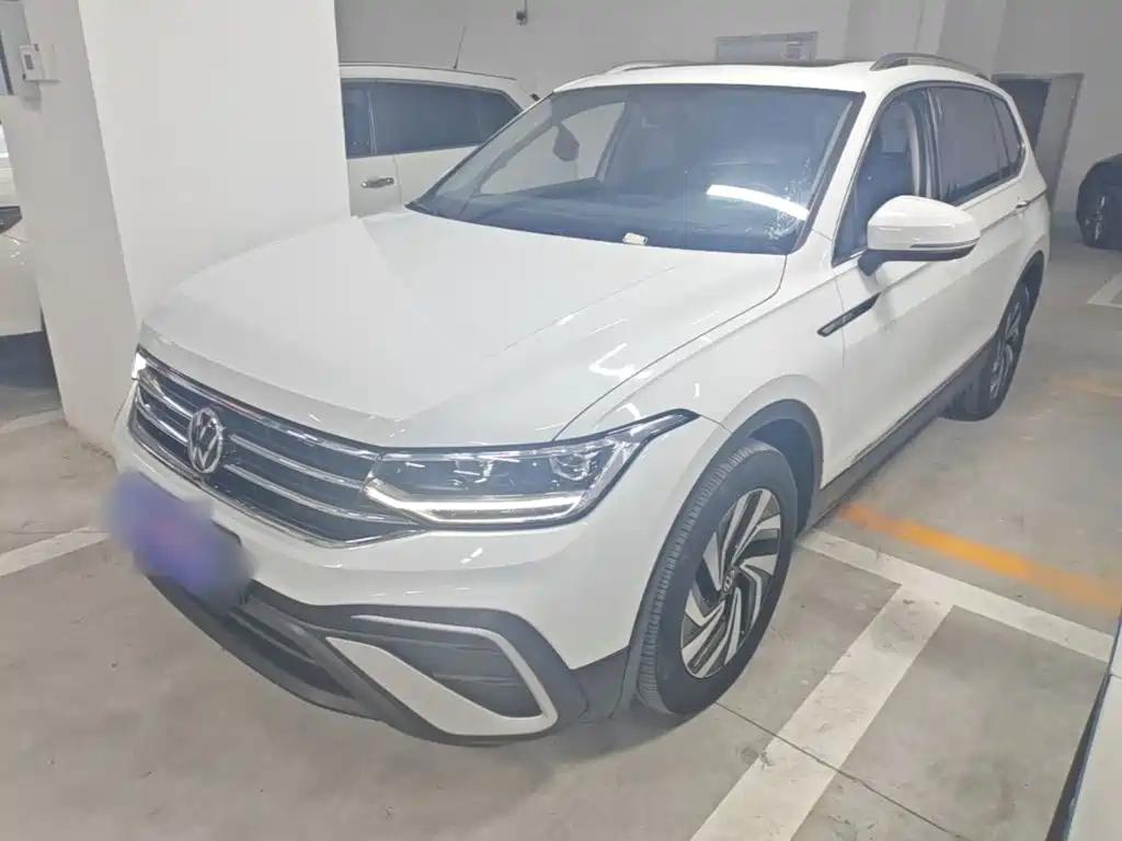 Volkswagen Tiguan L 2023
