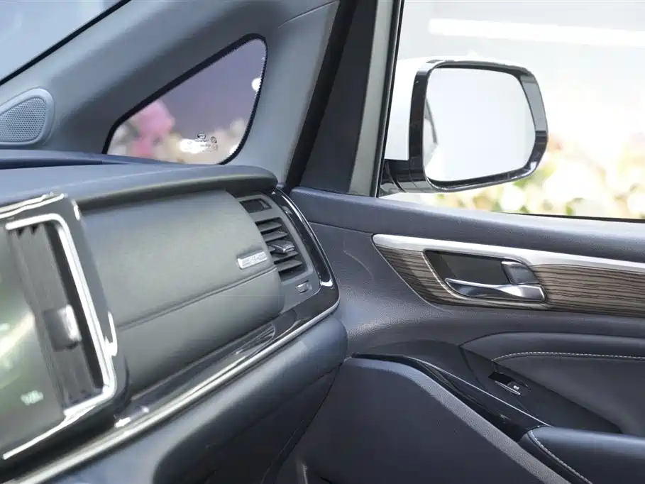 GAC Motor Trumpchi M8 2021 — фото 13