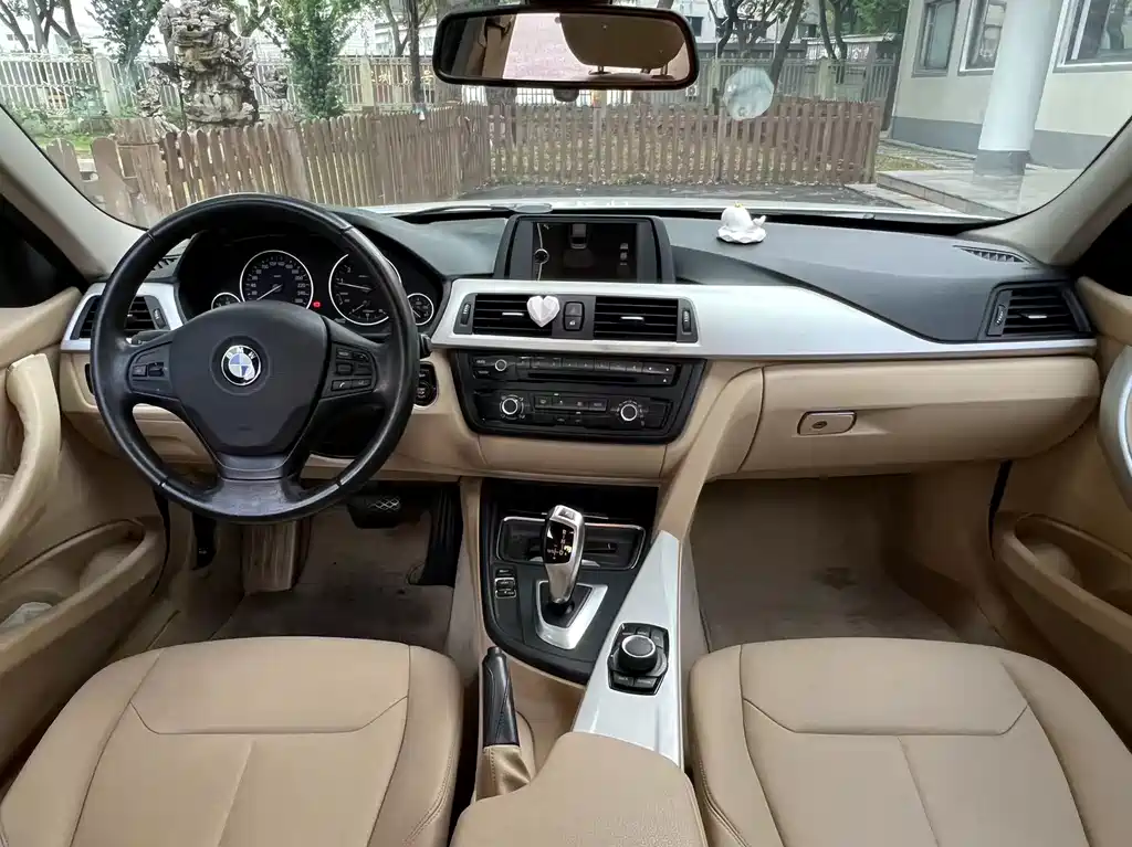 BMW 3 Series 2013