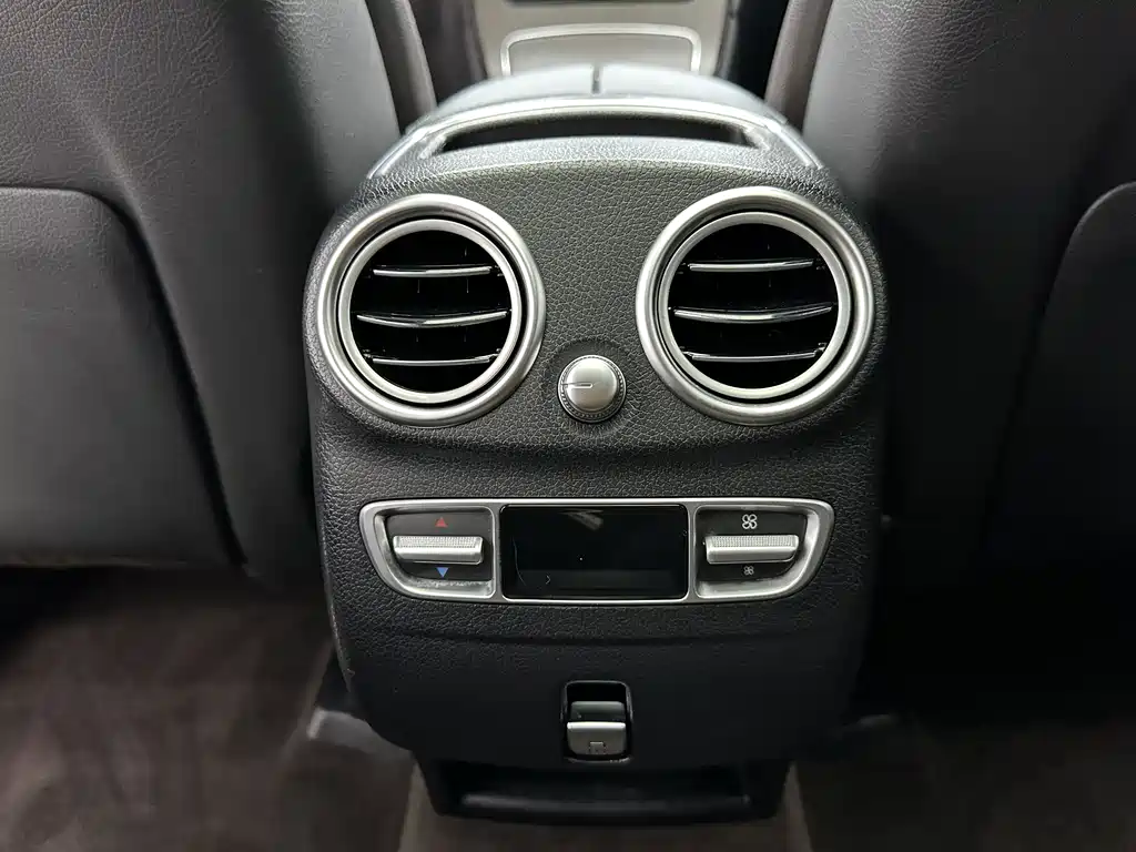 Mercedes-Benz GLC 2022 — фото 18