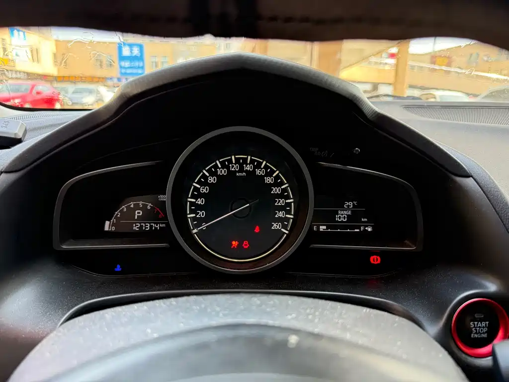 Mazda 3 Axela 2018 — фото 12