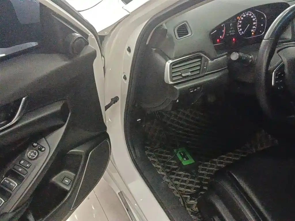 Honda Accord 2019 — фото 16