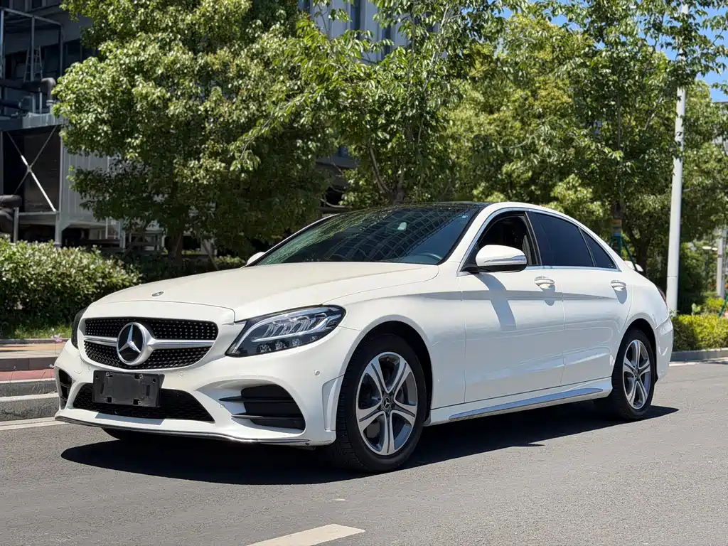 Mercedes-Benz C-Class 2019 — фото 1