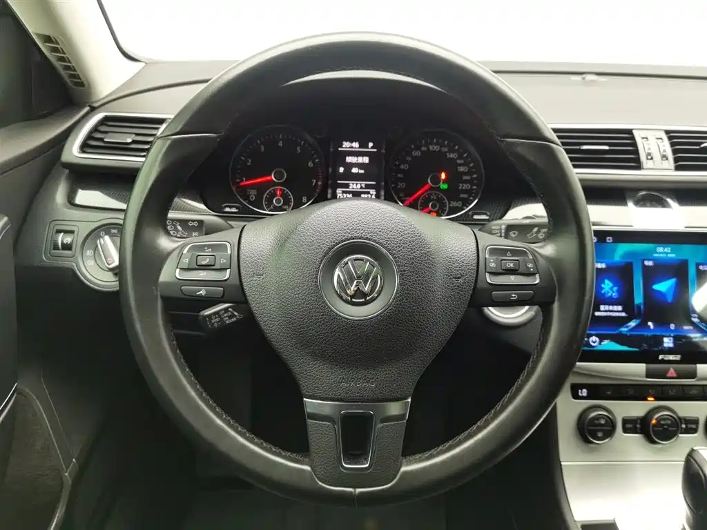Volkswagen Magotan 2015 — фото 11
