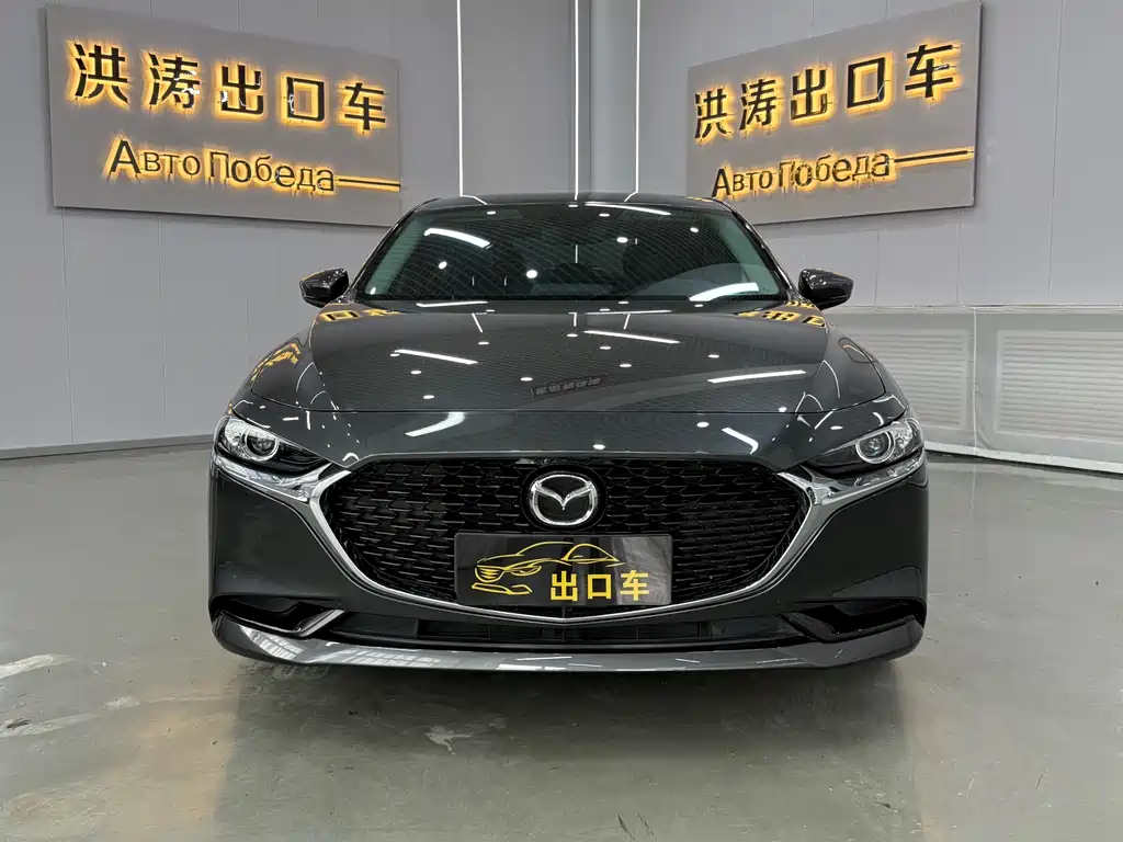 Mazda 3 Axela 2022