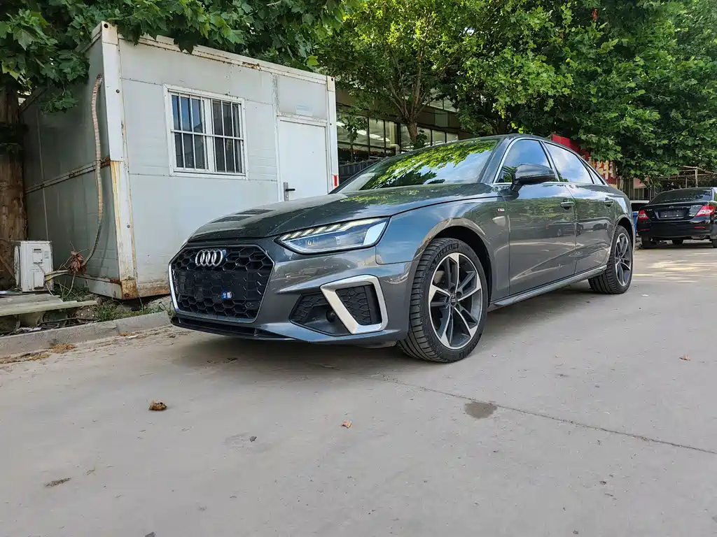 Audi A4L 2023