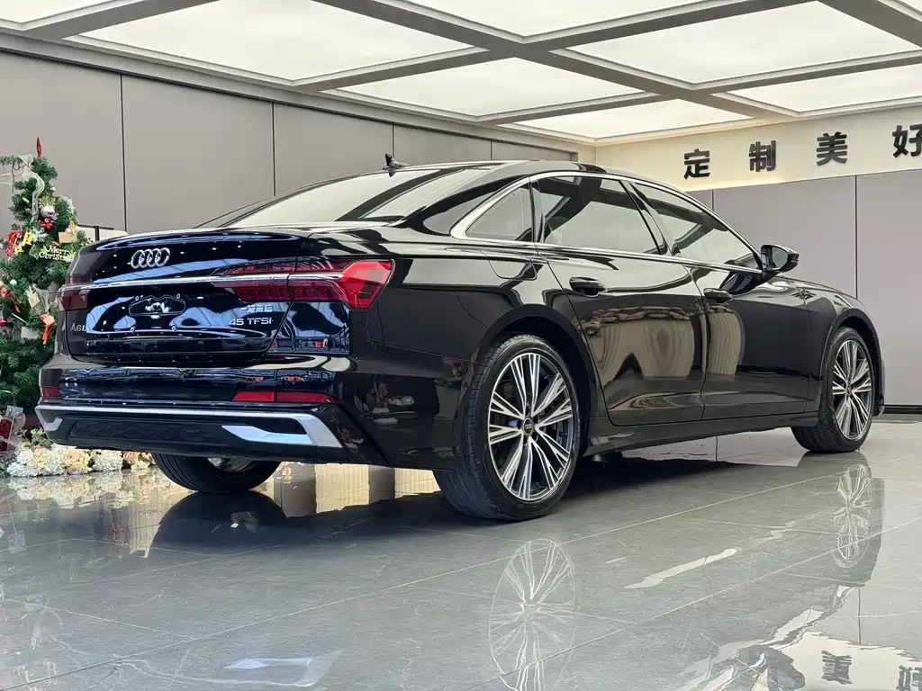 Audi A6L 2023 — фото 12