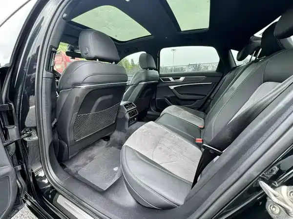 Audi A6L 2023