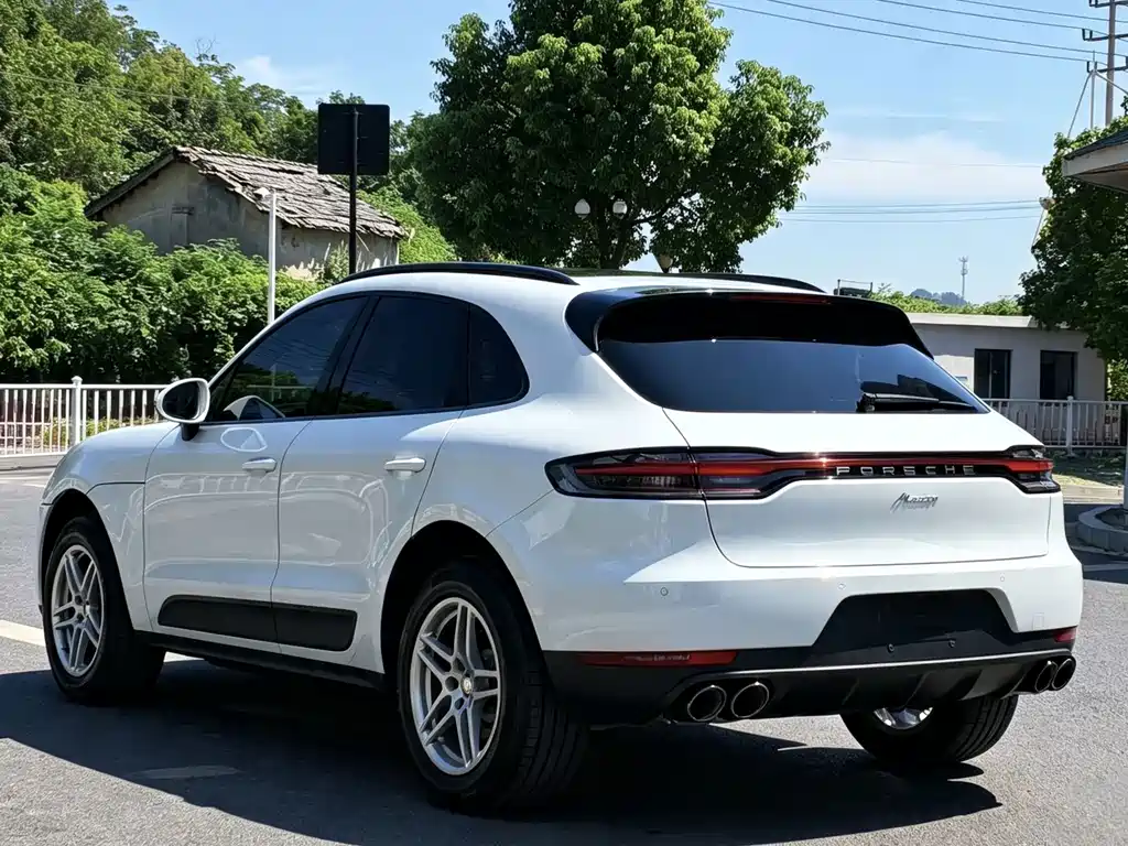 Porsche Macan 2020 — фото 8