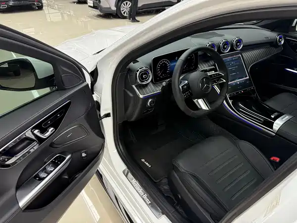 Mercedes-Benz C-Class 2023