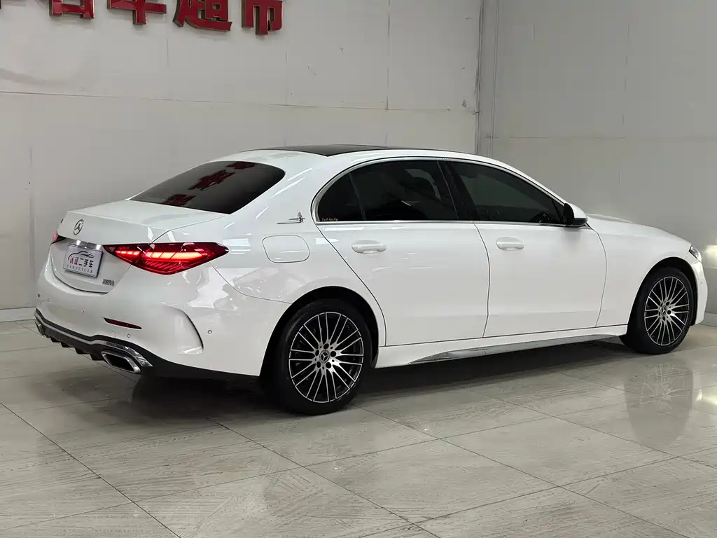Mercedes-Benz C-Class 2022 — фото 18