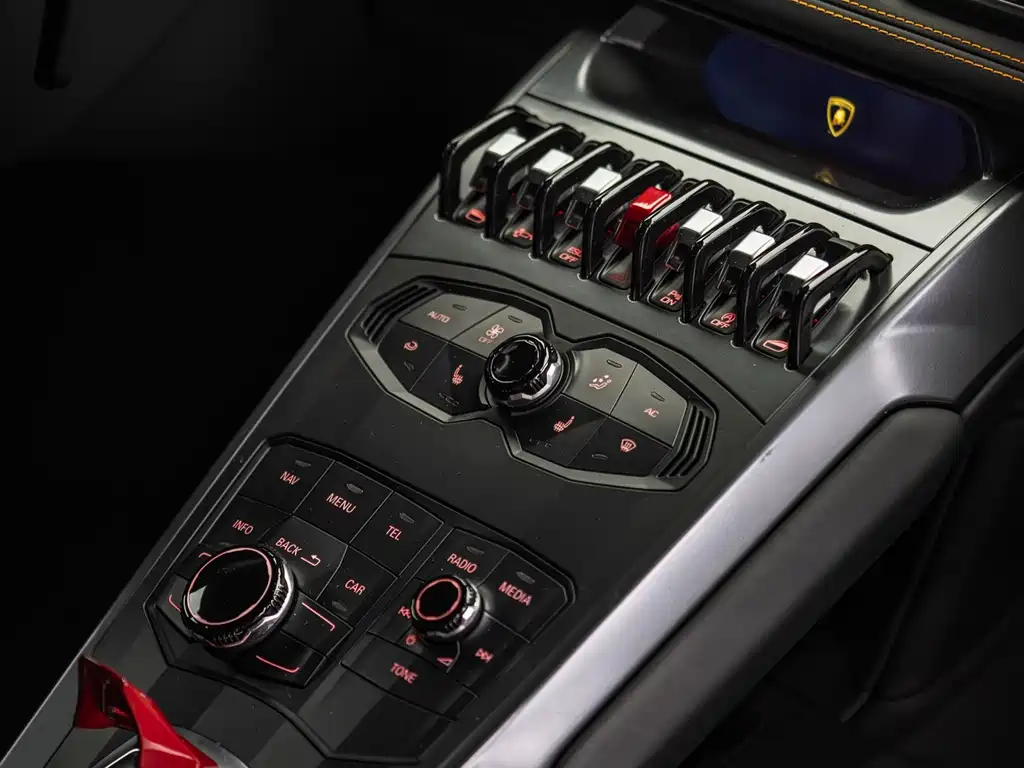 Lamborghini Huracan 2016 — фото 20