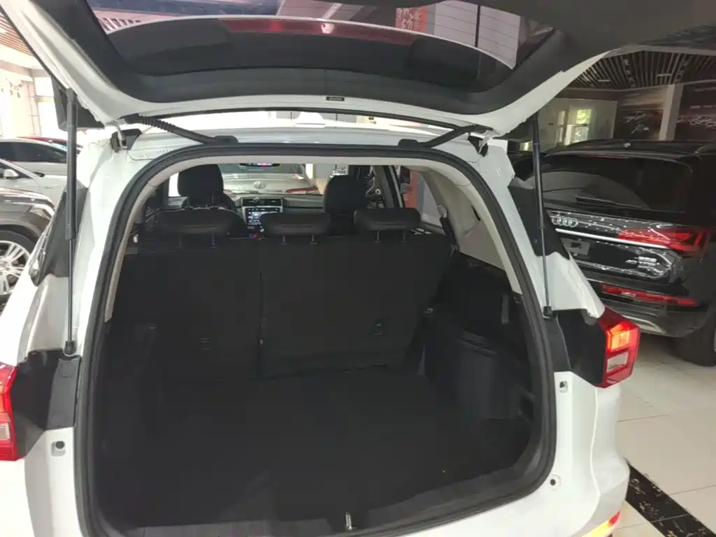 Haval M6 2020 — фото 19