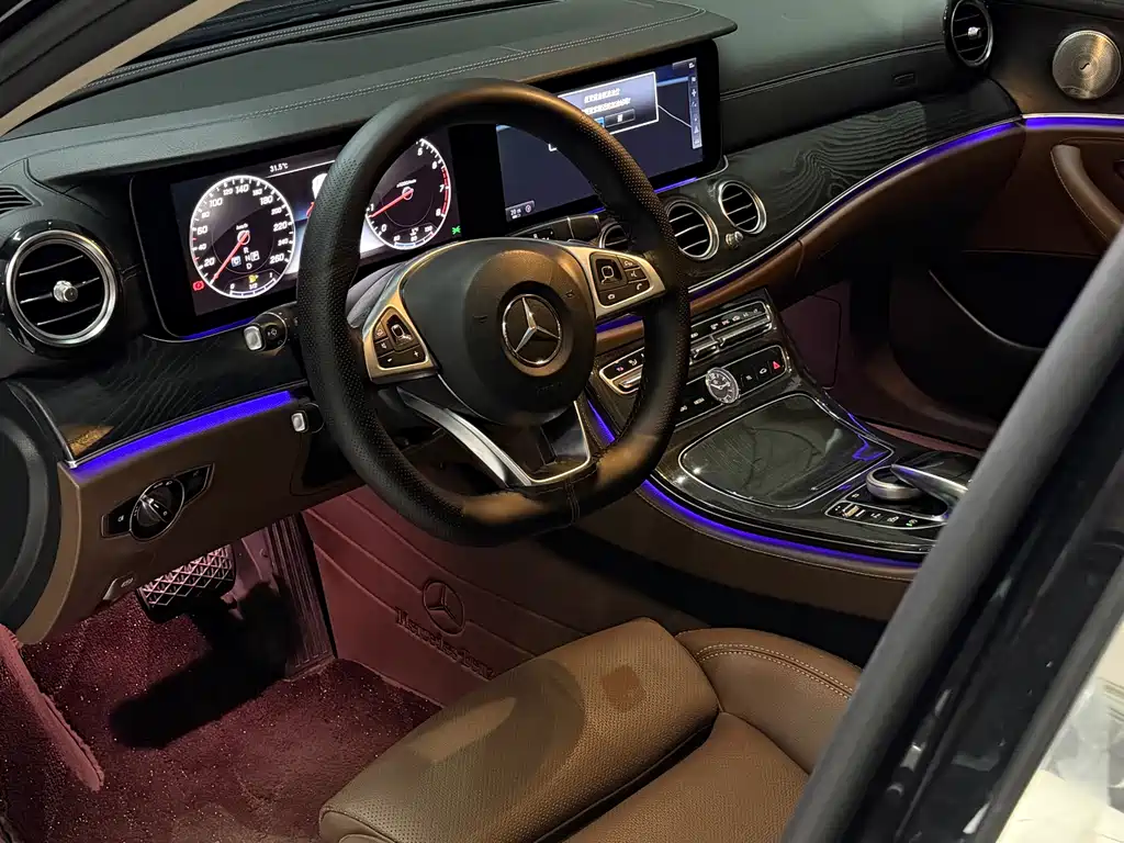 Mercedes-Benz E-Class 2017 — фото 18