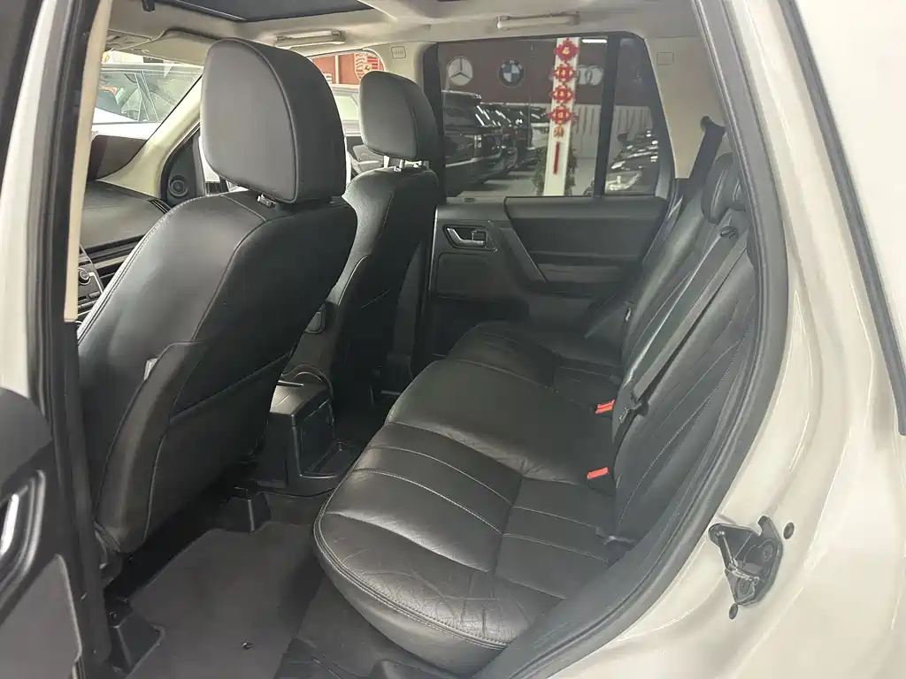 Land Rover Freelander 2 2014 — фото 15