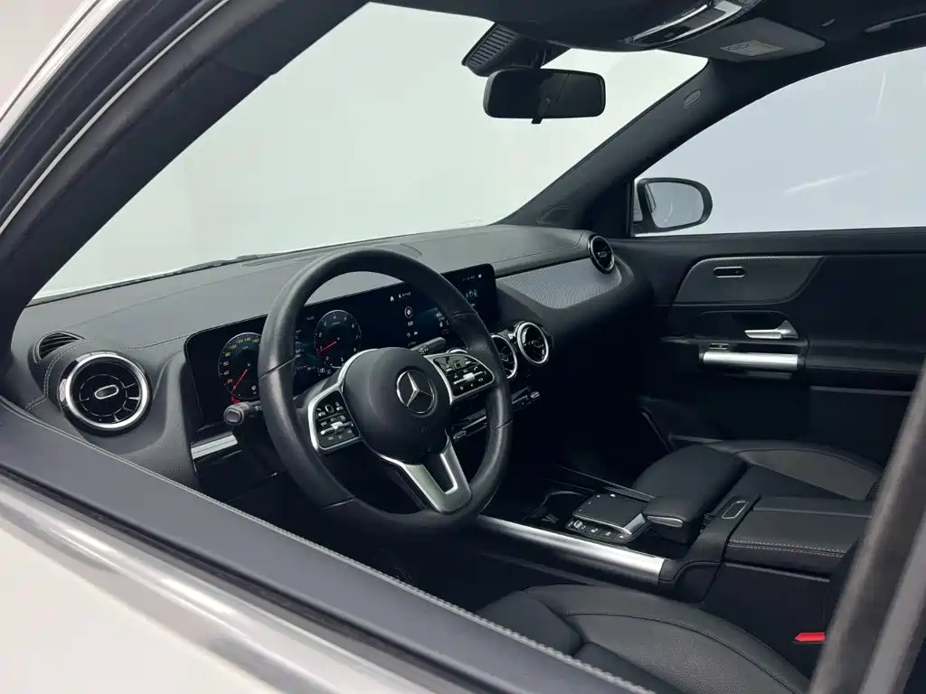 Mercedes-Benz GLA 2022 — фото 14