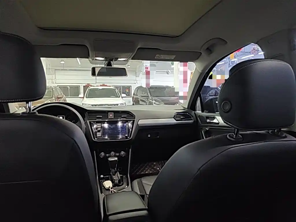 Volkswagen Tiguan L 2019 — фото 18