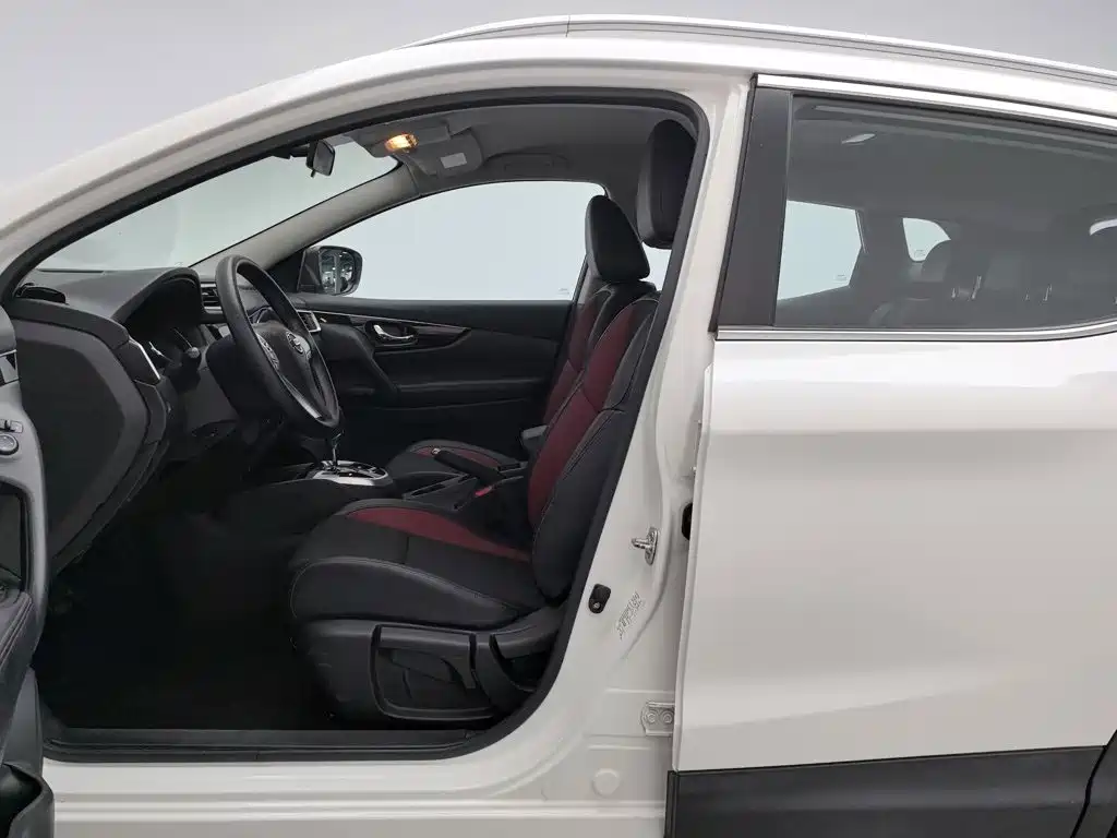 Nissan Qashqai 2018 — фото 10