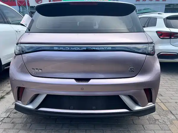 BYD Dolphin 2022