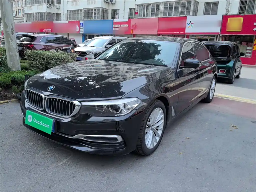 BMW 5 Series 2020 — фото 1