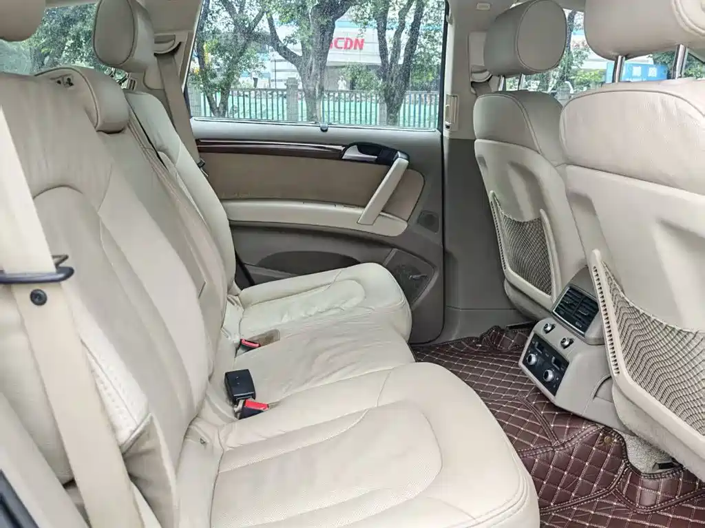 Audi Q7 2015