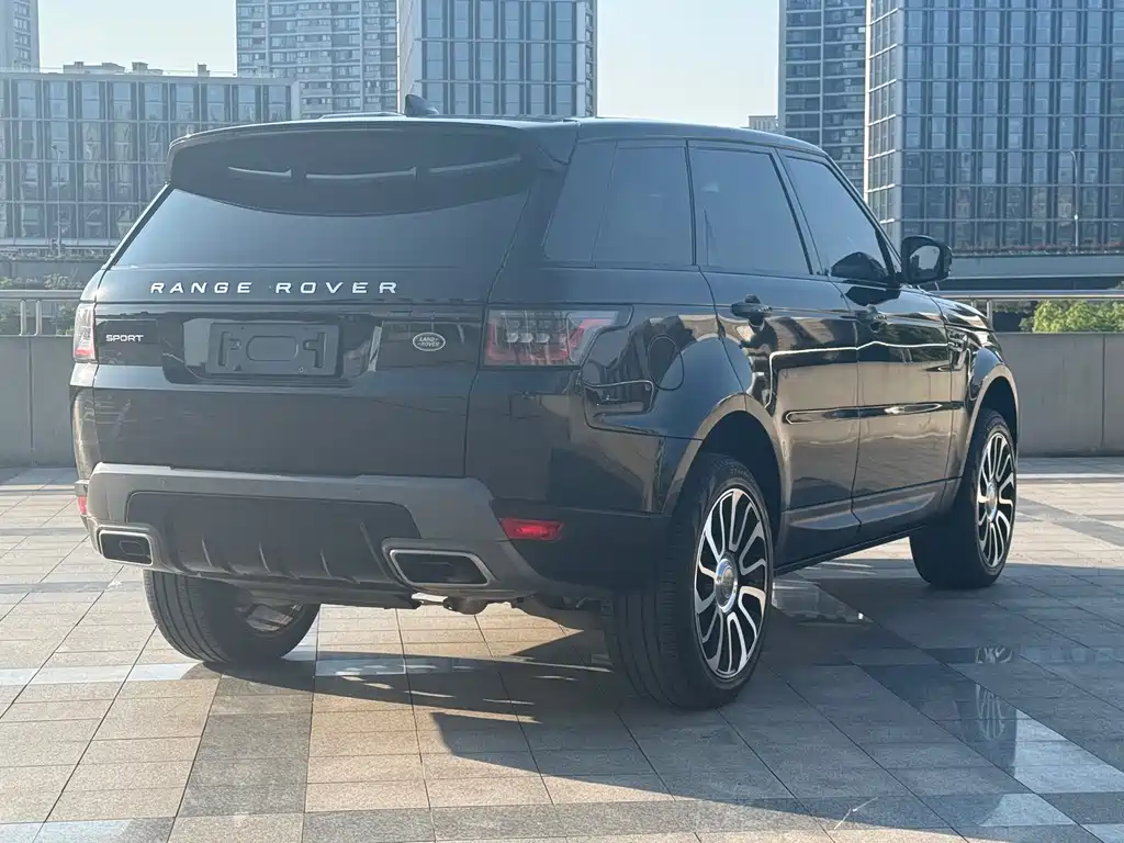 Land Rover Sport 2020 — фото 10