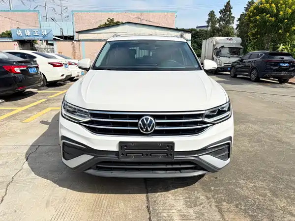 Volkswagen Tiguan L 2022