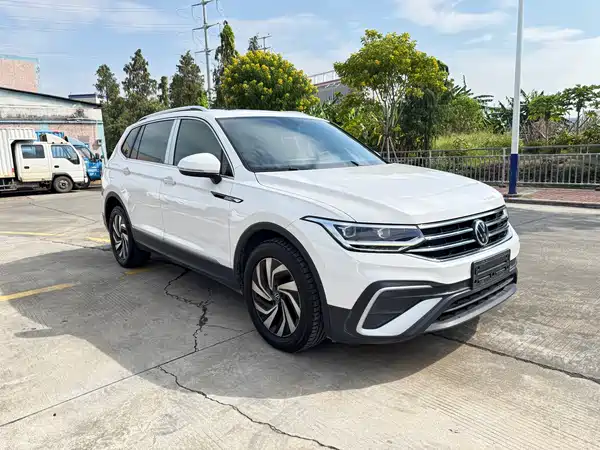 Volkswagen Tiguan L 2022