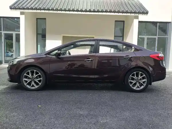 Kia K3 2016