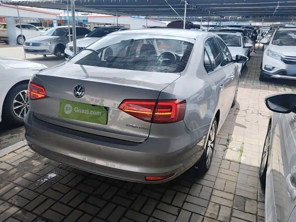 Volkswagen Sagitar 2019