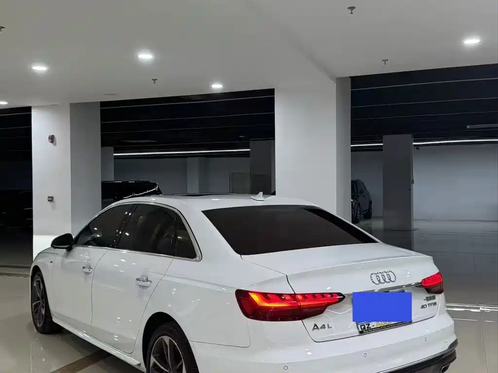 Audi A4L 2022