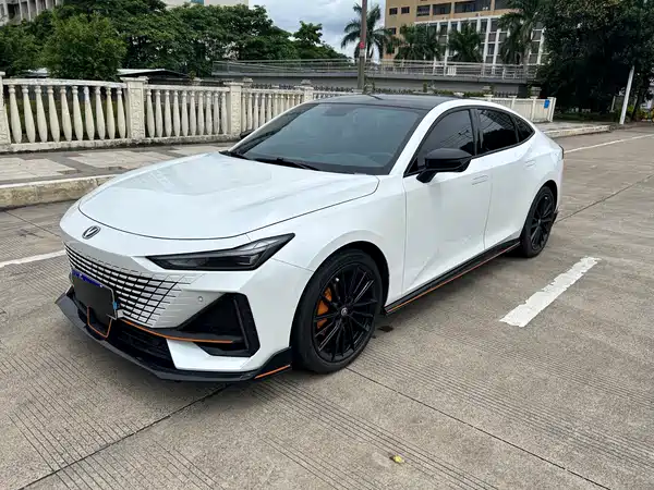 Changan UNI-V 2023