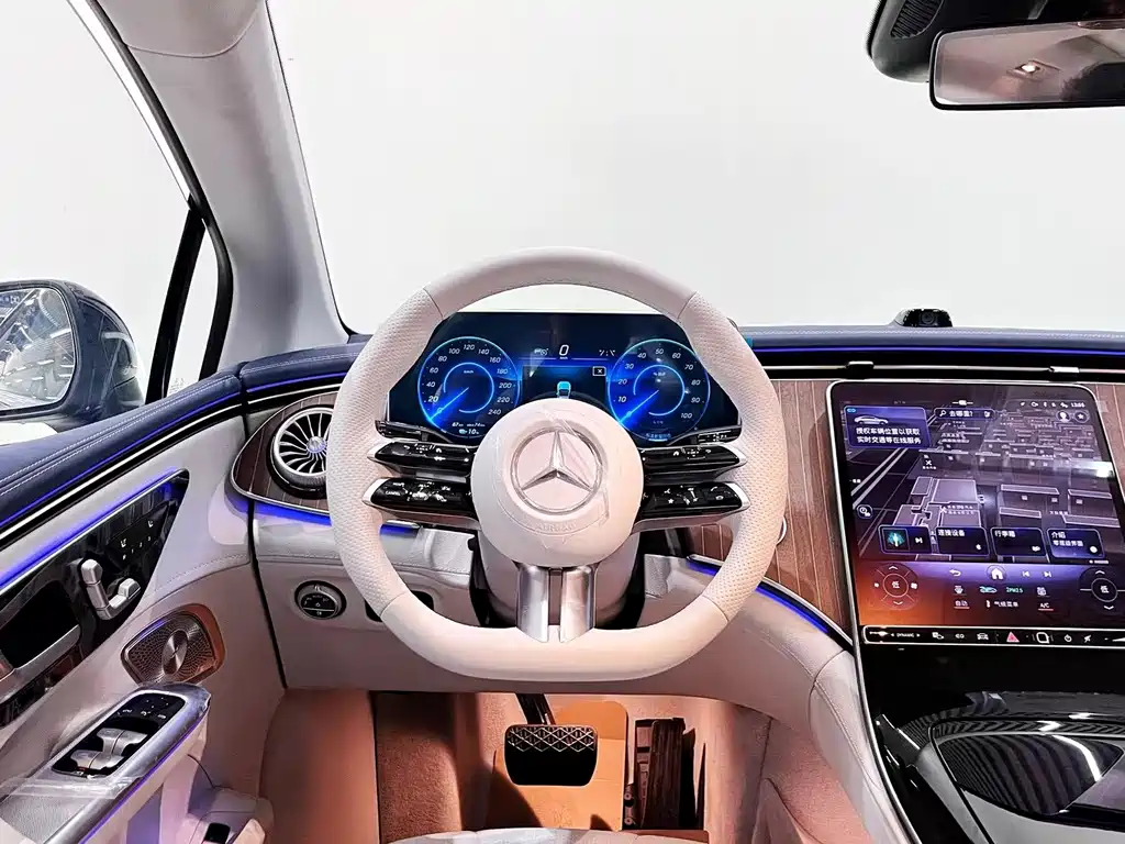 Mercedes-Benz EQE 2025 — фото 13