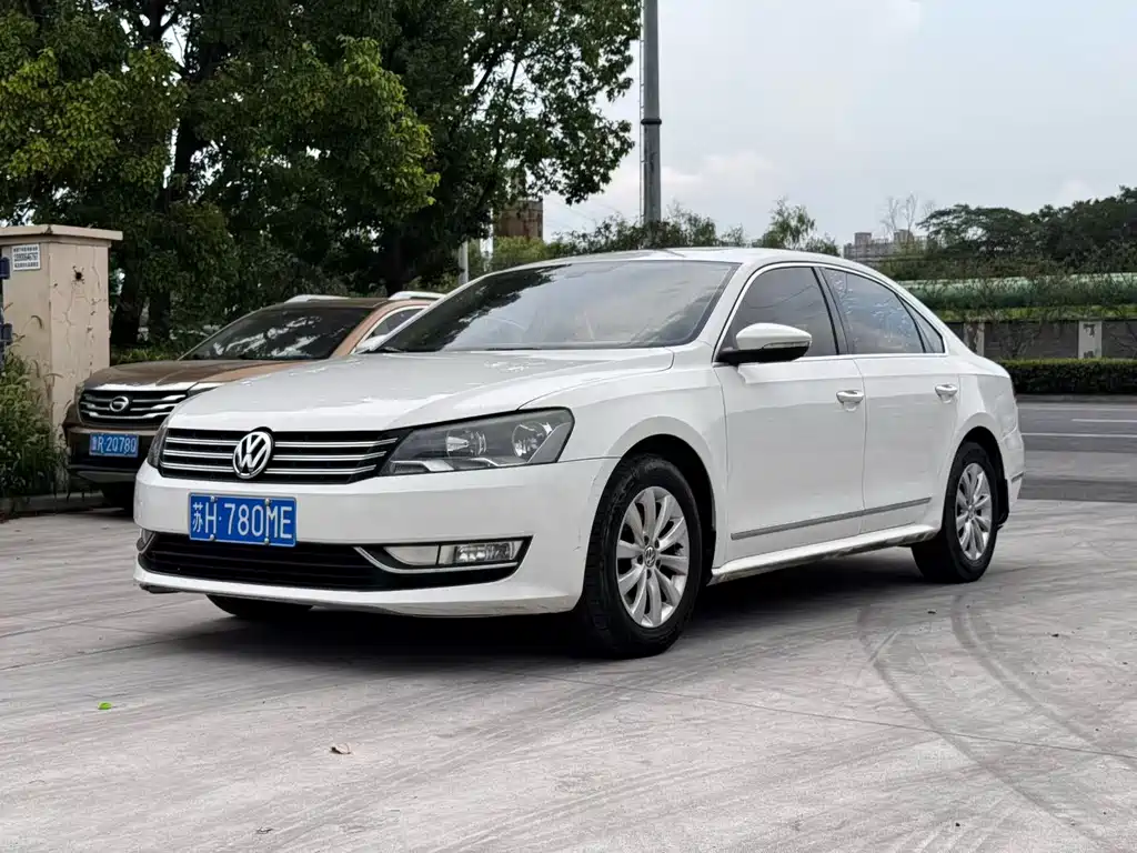 Volkswagen Passat 2012