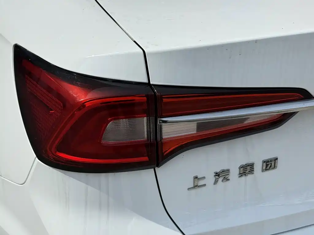 Roewe i5 2020 — фото 10