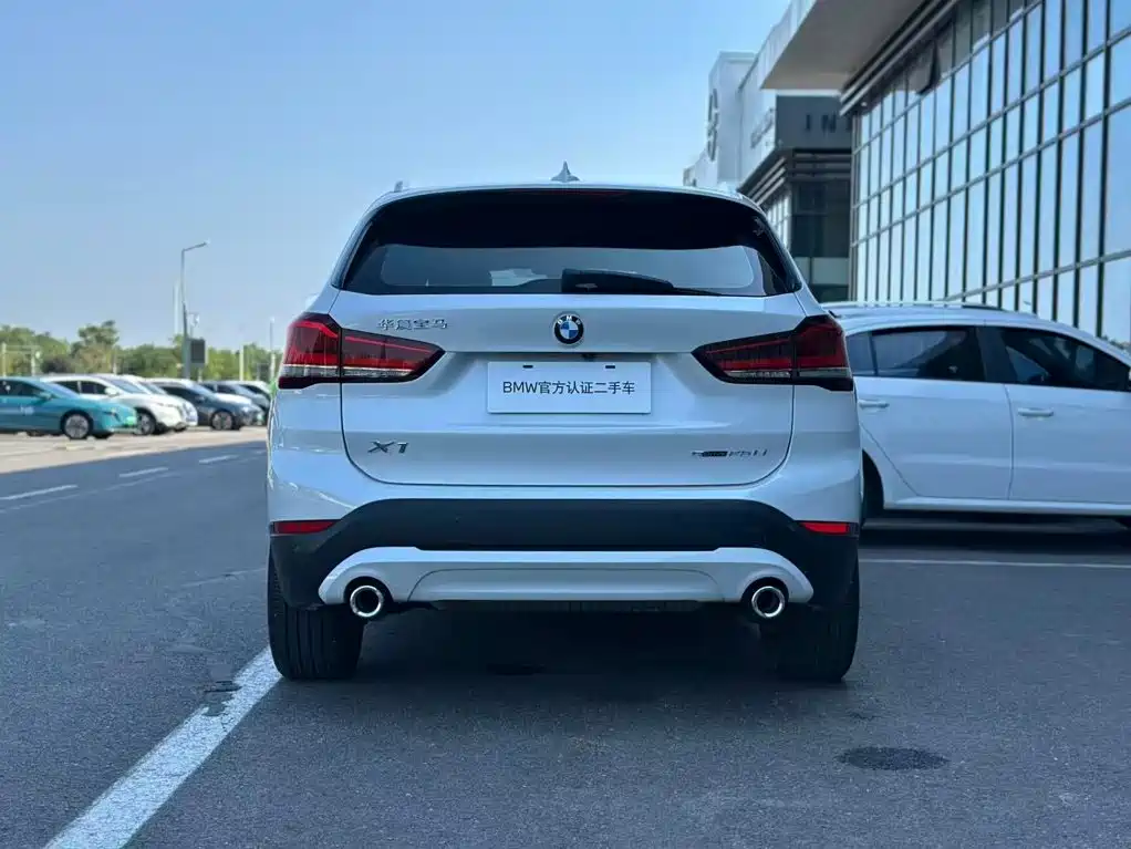 BMW X1 2022 — фото 14