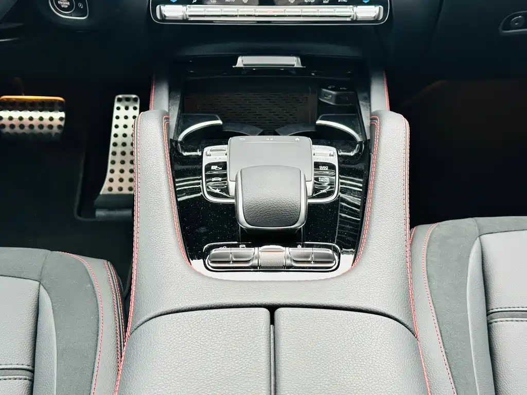 Mercedes-Benz GLE Coupe AMG 2025 — фото 15