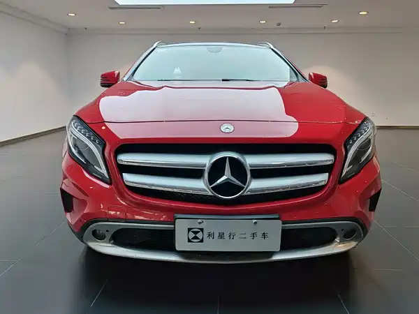 Mercedes-Benz GLA 2016