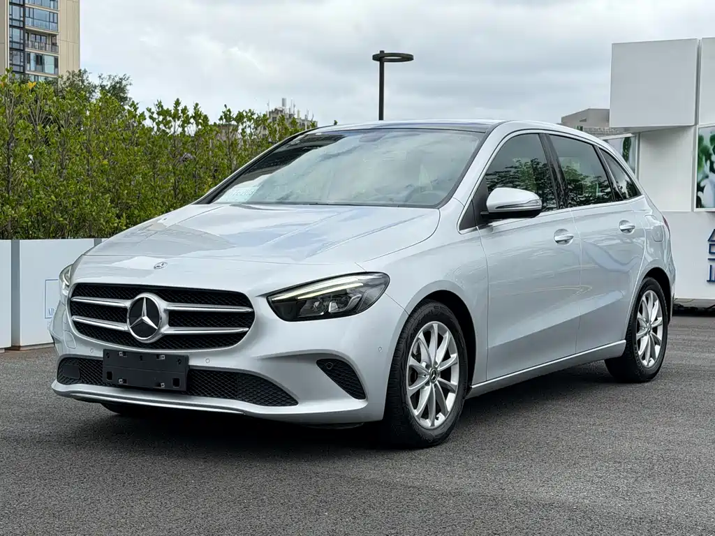 Mercedes-Benz B-Class 2019 — фото 1