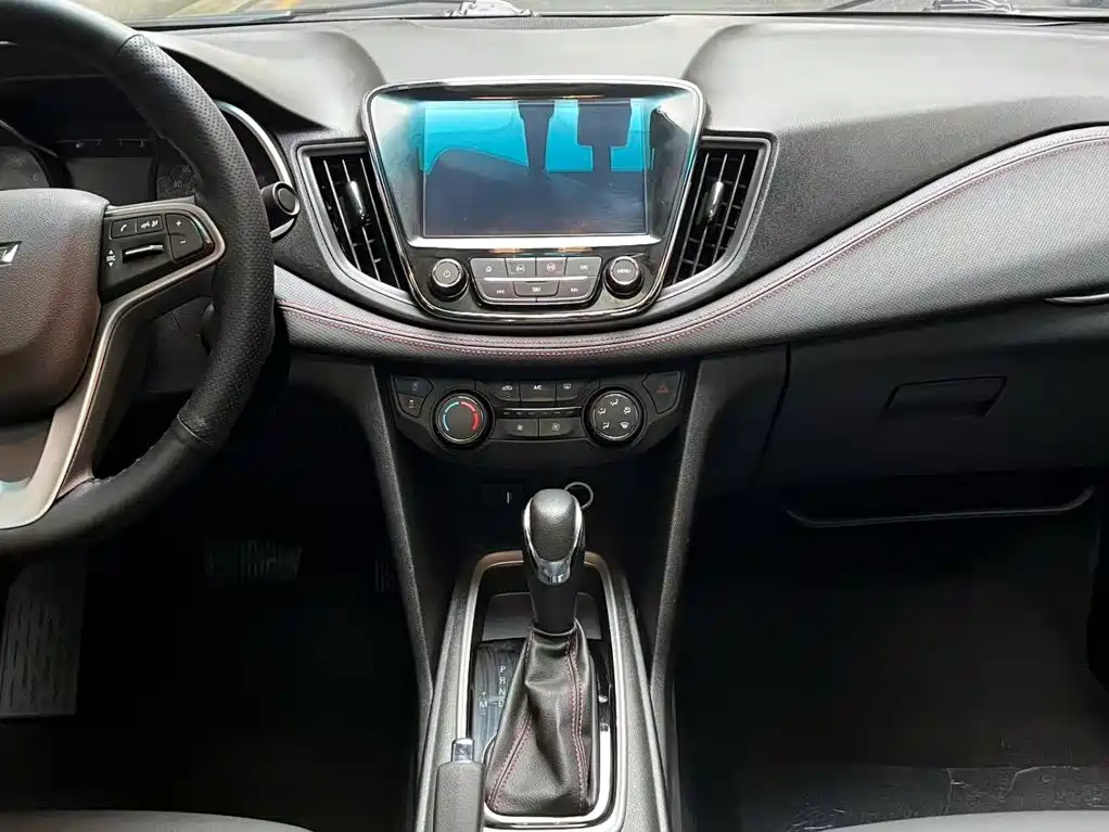 Chevrolet Cruze 2021 — фото 12