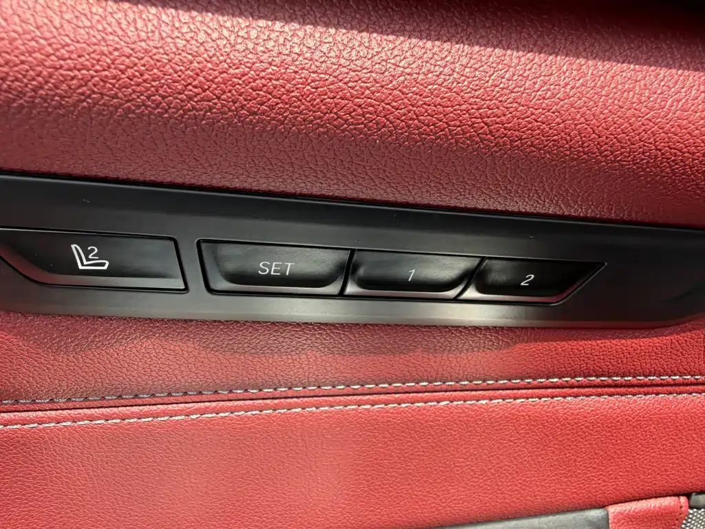 BMW 5 Series 2022 — фото 16