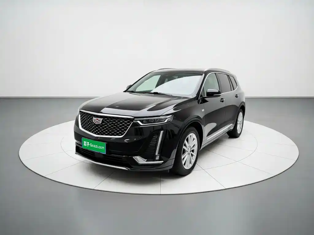 Cadillac XT6 2021 — фото 1