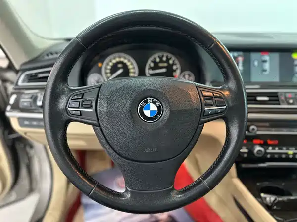BMW 7 Series 2012