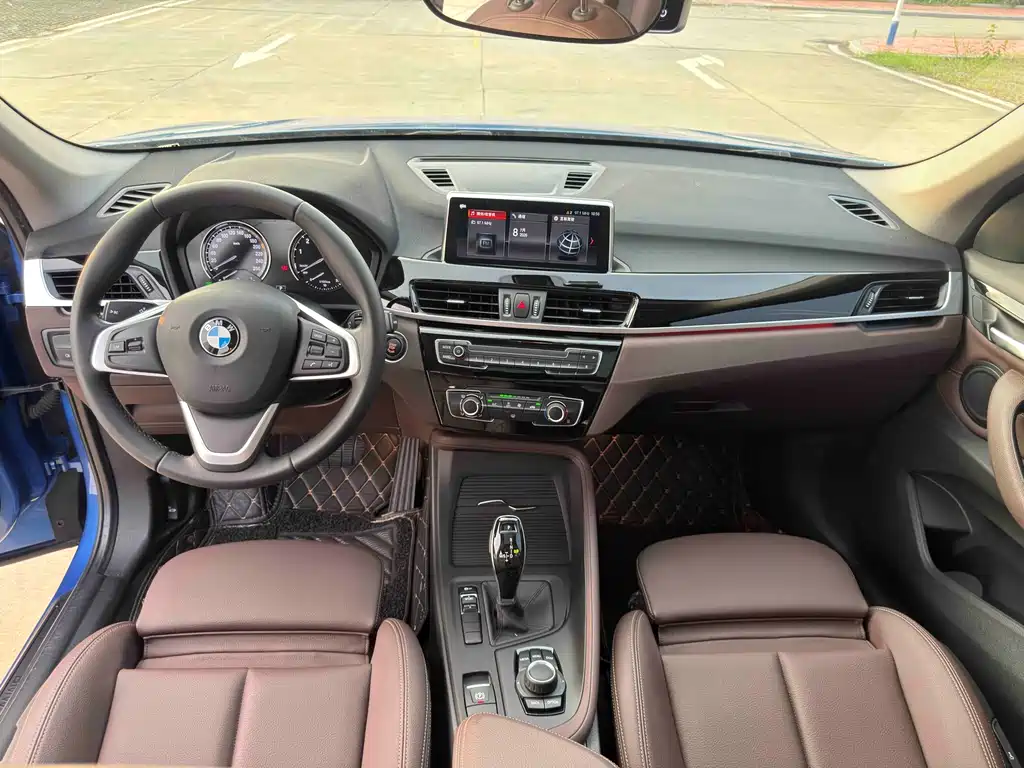 BMW X1 2020 — фото 8