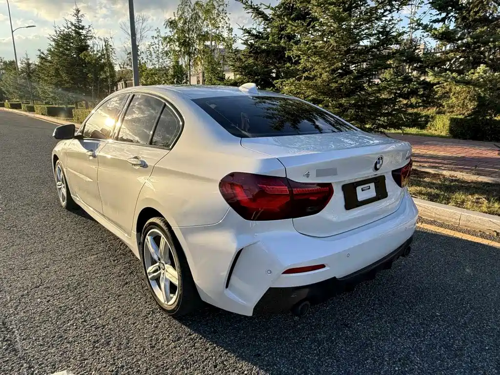 BMW 1 Series 2023
