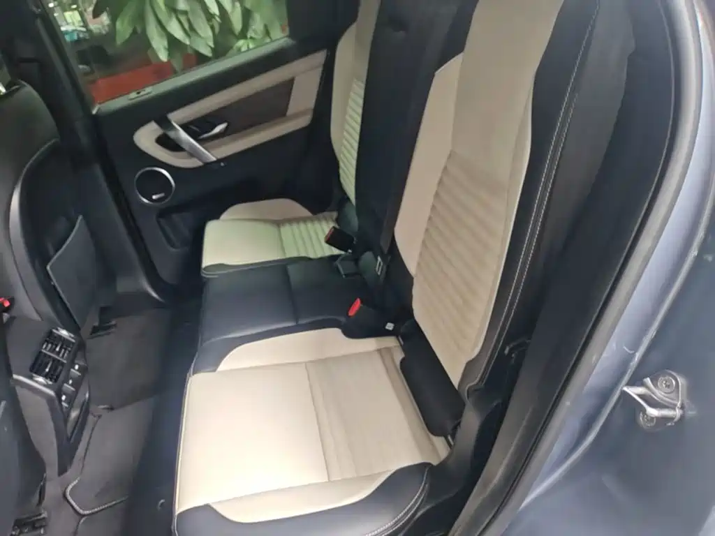 Land Rover Discovery Sport 2020 — фото 17
