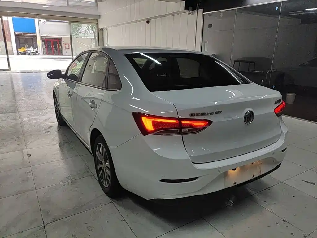 Buick Excelle 2020