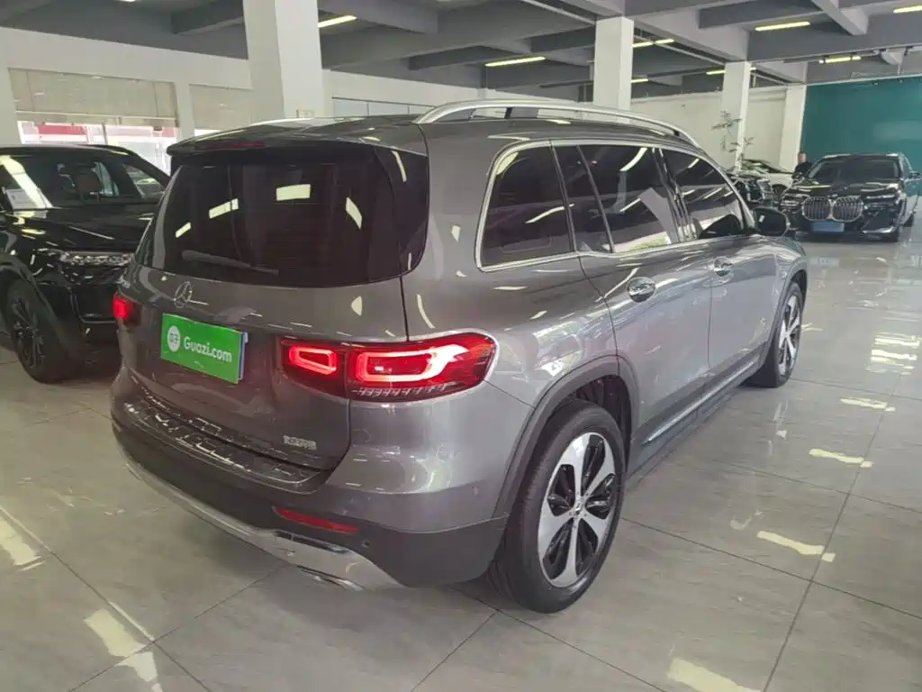Mercedes-Benz GLB 2021