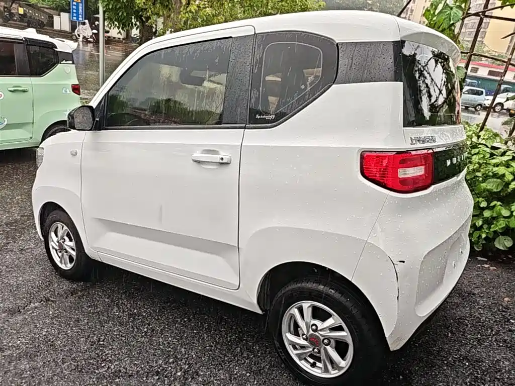Wuling MINIEV 2022 — фото 5