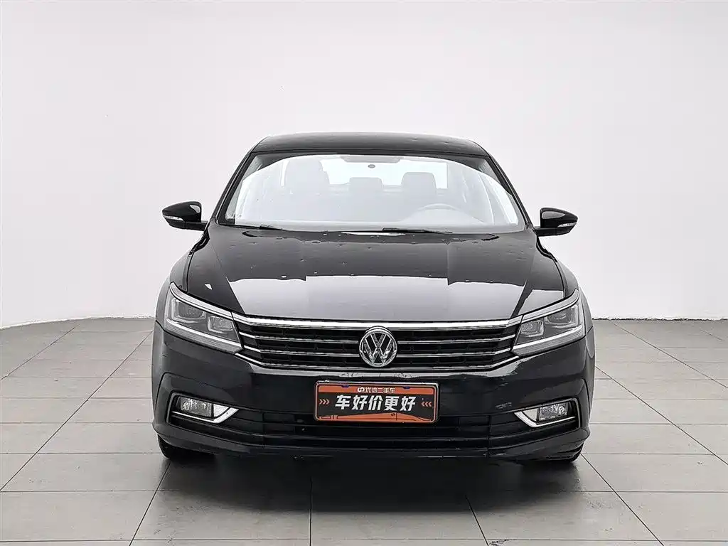 Volkswagen Passat 2017 — фото 3